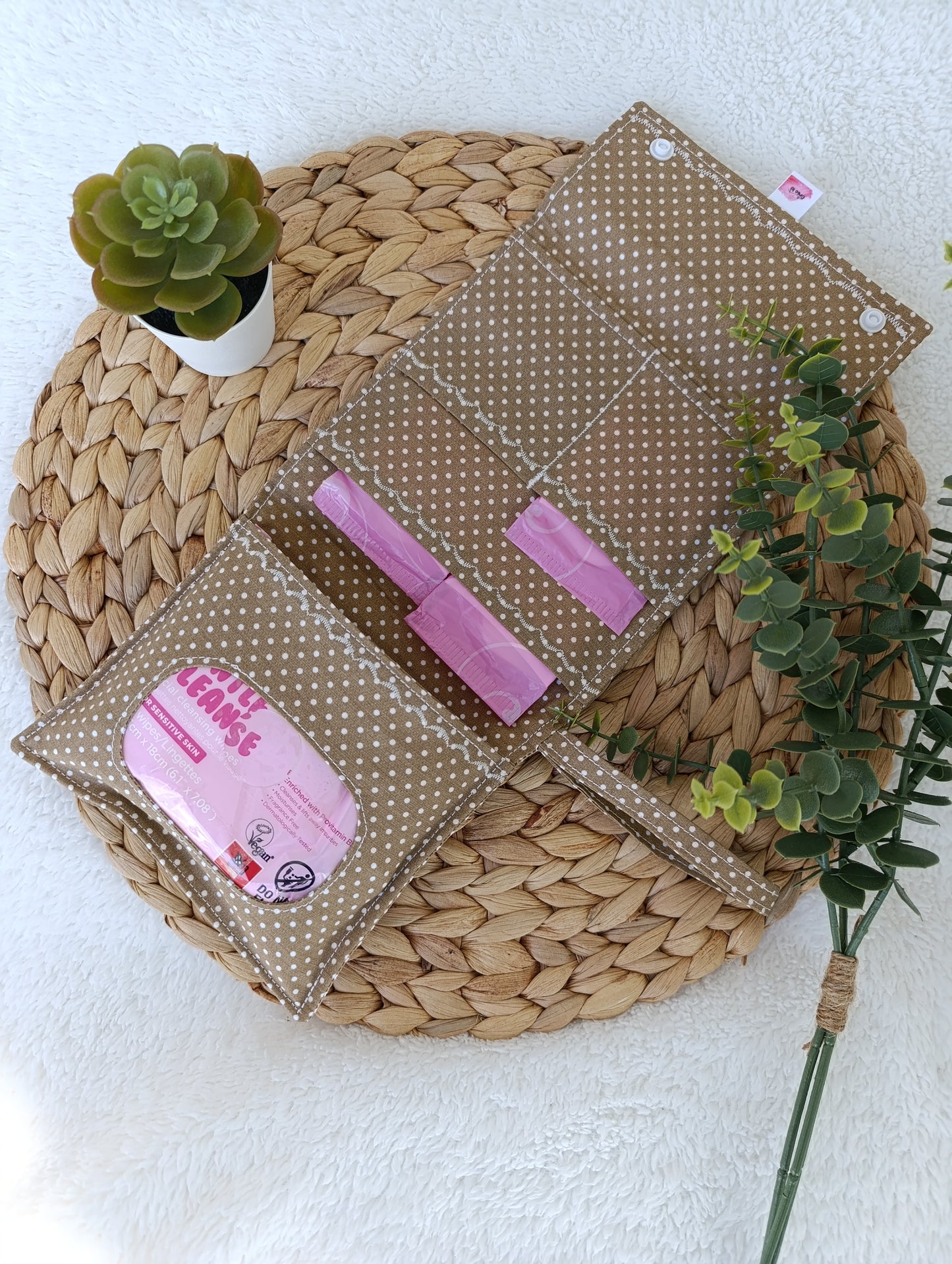 Pochette igiene Porta assorbenti colore Cappuccino pois in pronta consegna